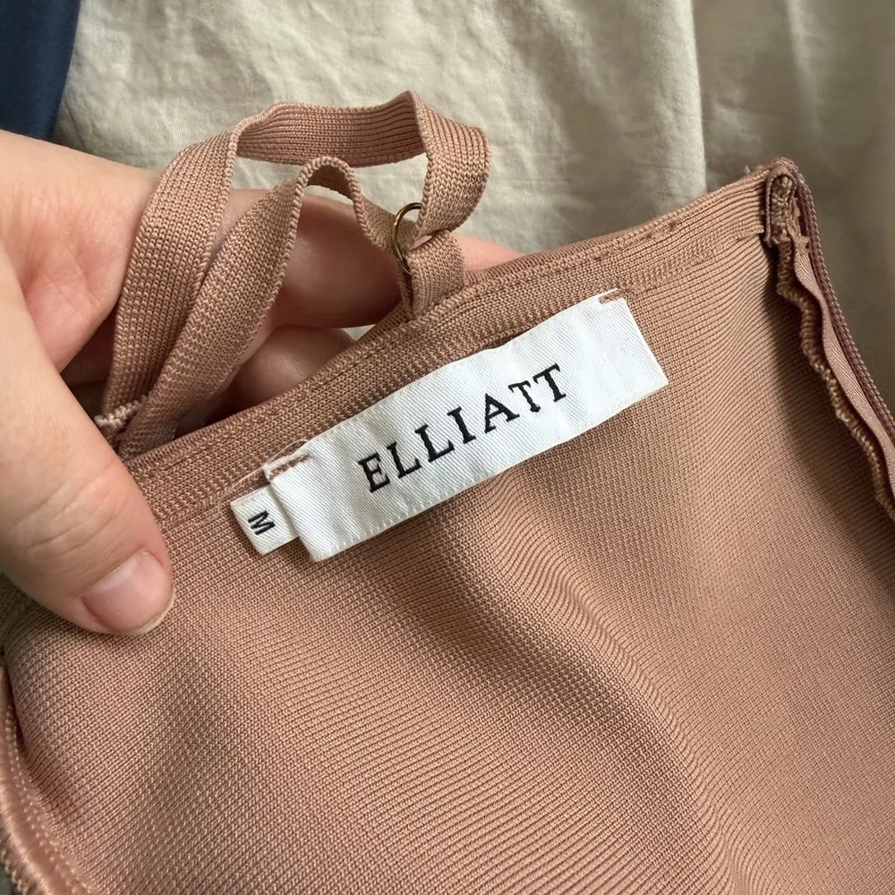 Elliatt Pippa Dress, Nude/Mocha Size M Ruched Bodycon Midi Dress - Picture 6 of 8